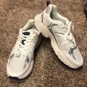 H & M new never worn white/silver Dad sneakers size 10